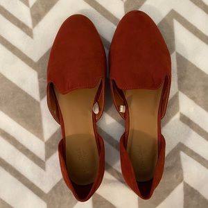 New! Universal Threads, Target - Red flats, 9.5